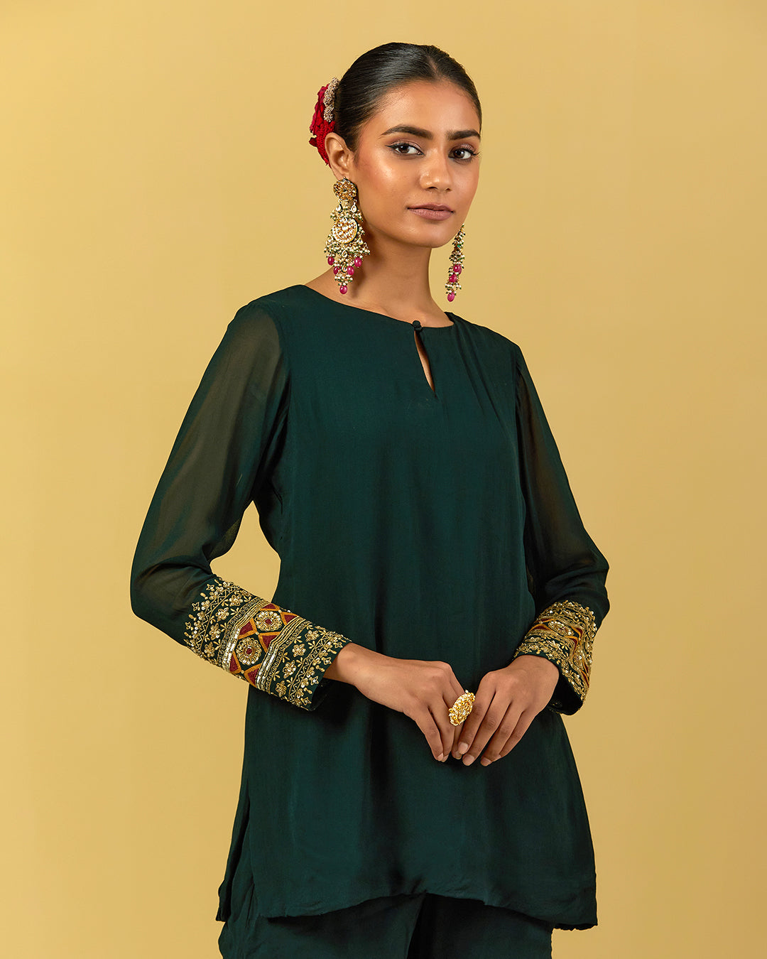 Women Wearing Green Kurta