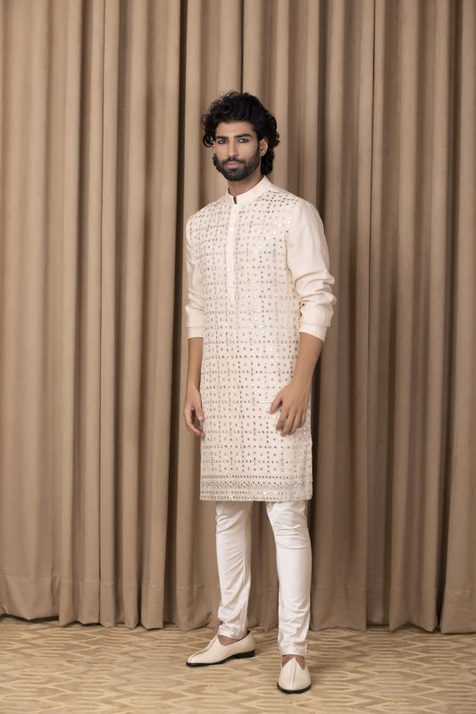 Men Wearing White Kurta Set.