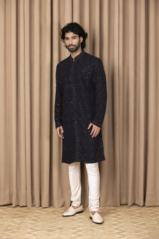 Men Wearing Black Kurta Set.