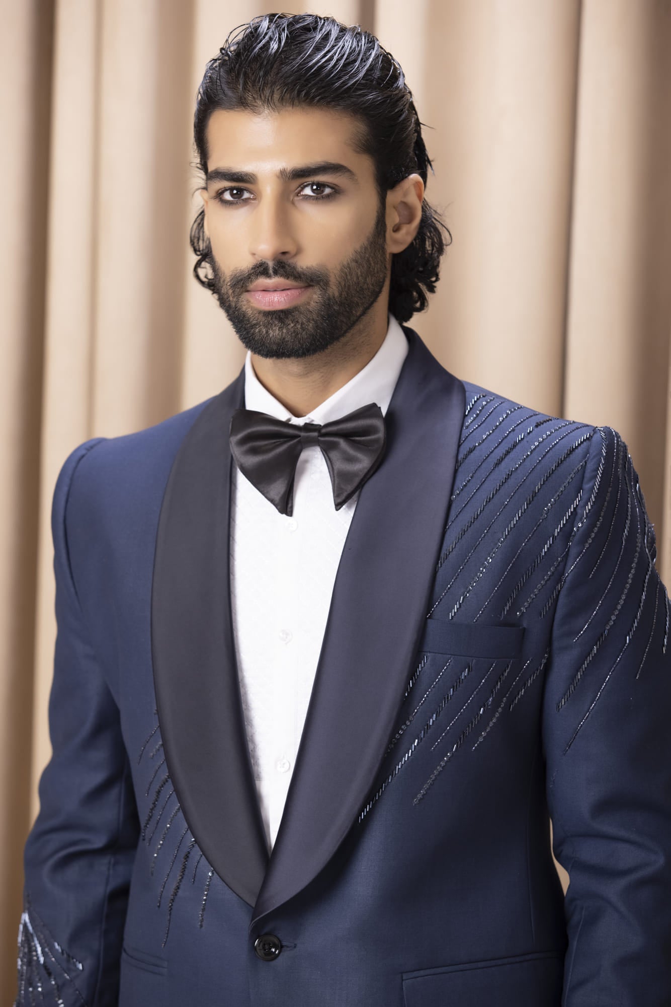 Mens Nirvaan Blue Suiting Tuxedo Set