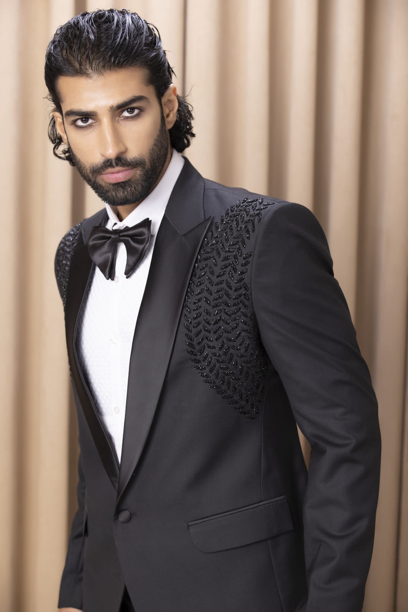 Mens Darrius Black Suiting Tuxedo Set