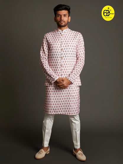 Men wearing pink bandi set