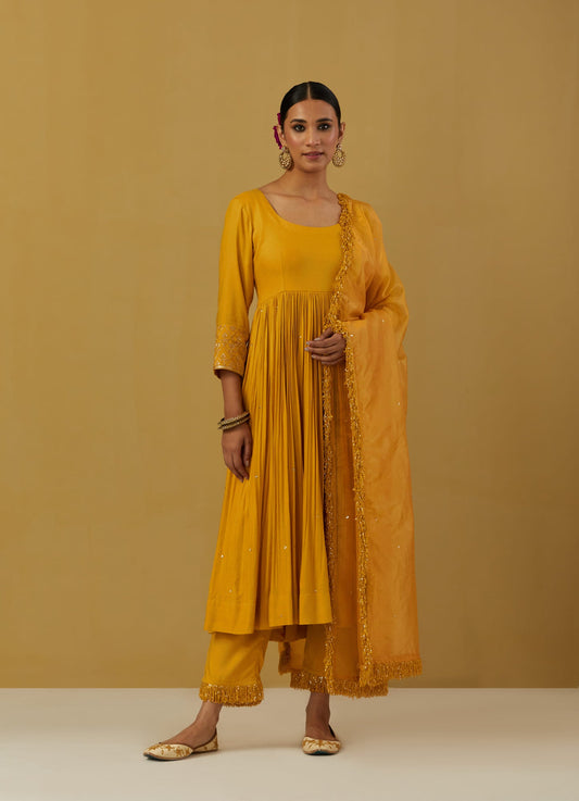 Women Wearing Yellow Anarkali Sets