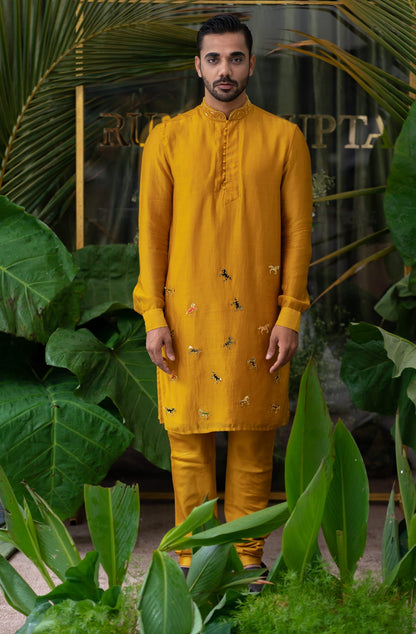 Men Wearing Yellow Kurta Set