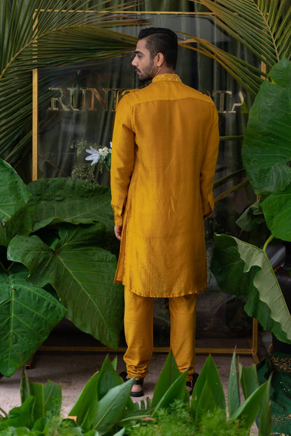 Mens Horse Yellow Chanderi Kurta Set