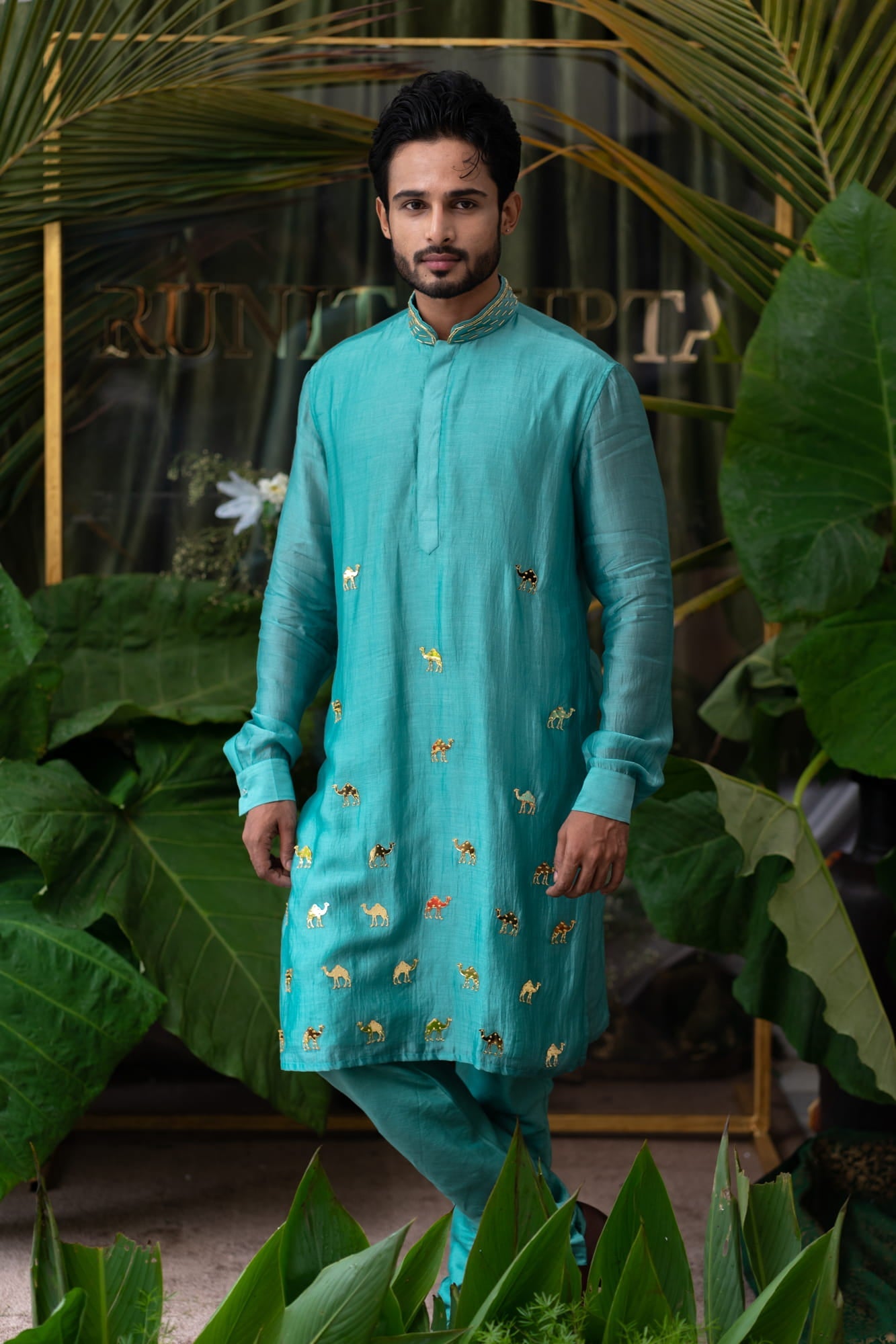 Men Wearing Blue Kurta Set