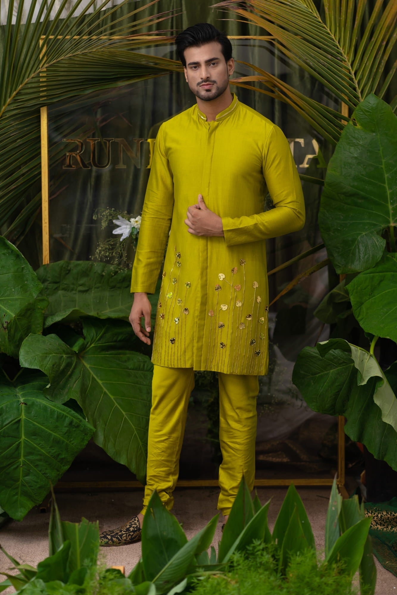 Men Wearing Green Kurta Set