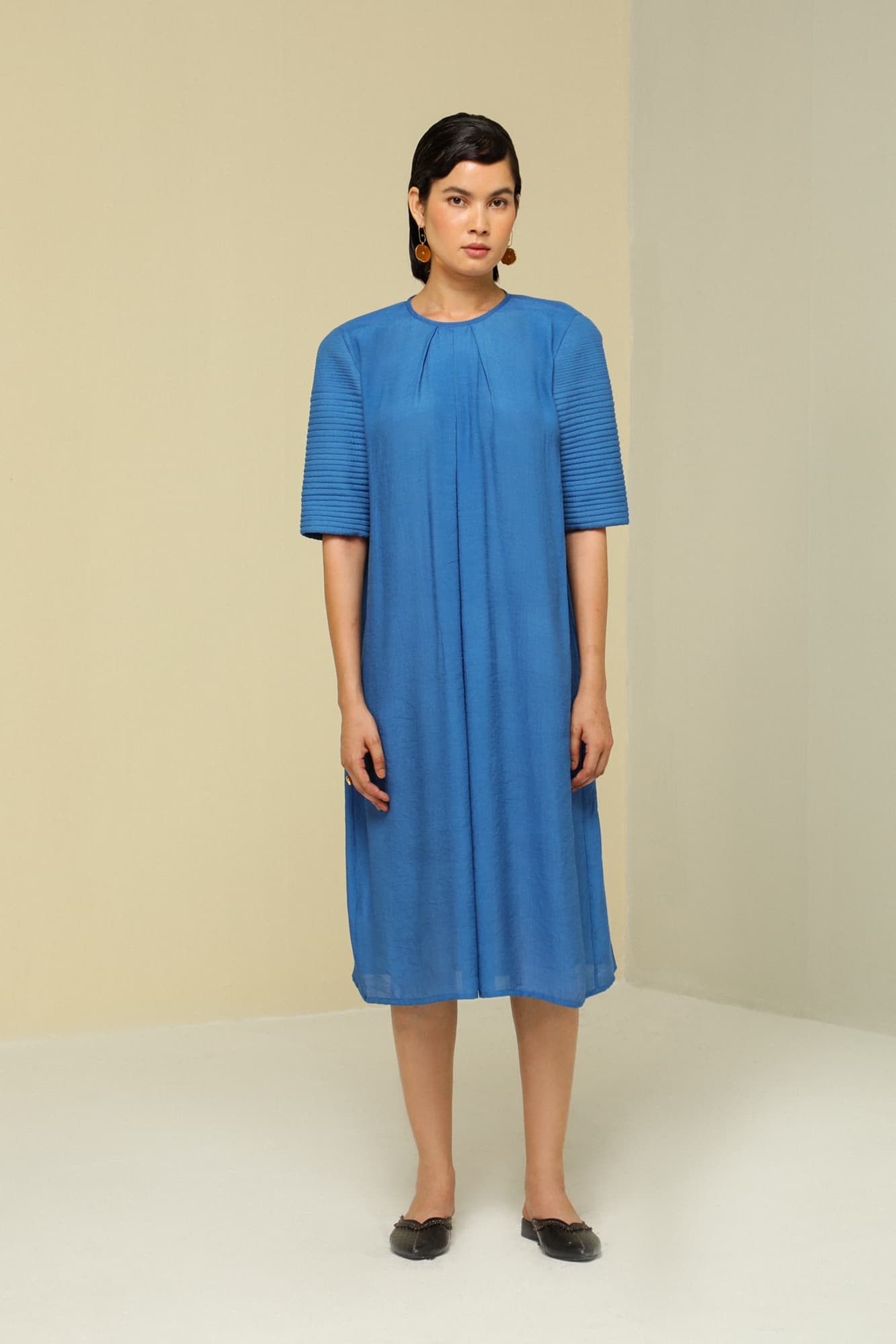 Womens Blue Linen Crepe Easy Breezy Dress