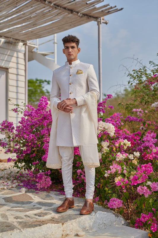 Men Wearing White Kurta Set.