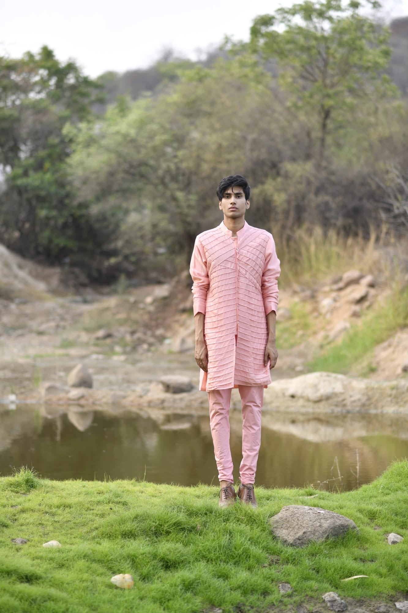 Man Wearing Pink Kurta Set\