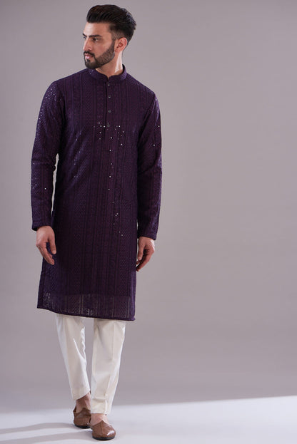 Men Wearing Purple Kurta.