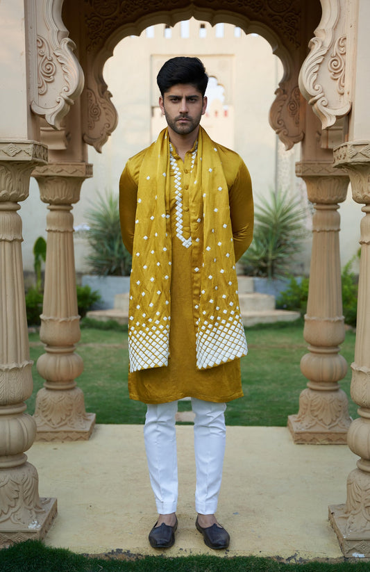 Men Wearing Yellow Kurta Set.