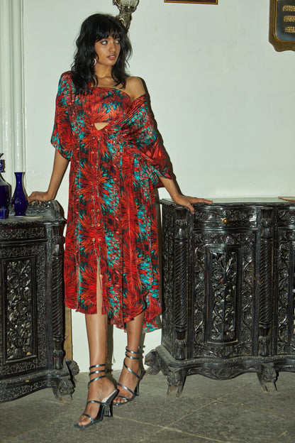 Women Wearing Red Kaftan With Bustier