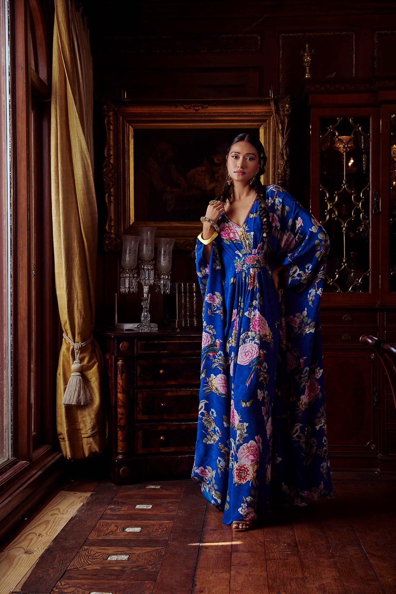 Women Wearing Blue Kaftan.