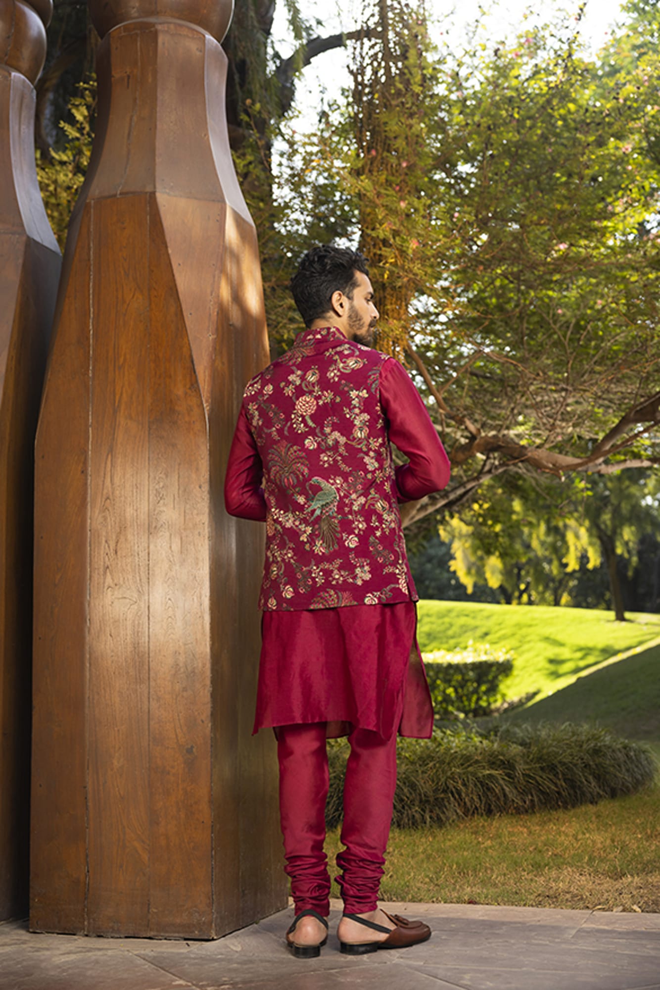 Mens Nasir Maroon Chanderi Bandi Set