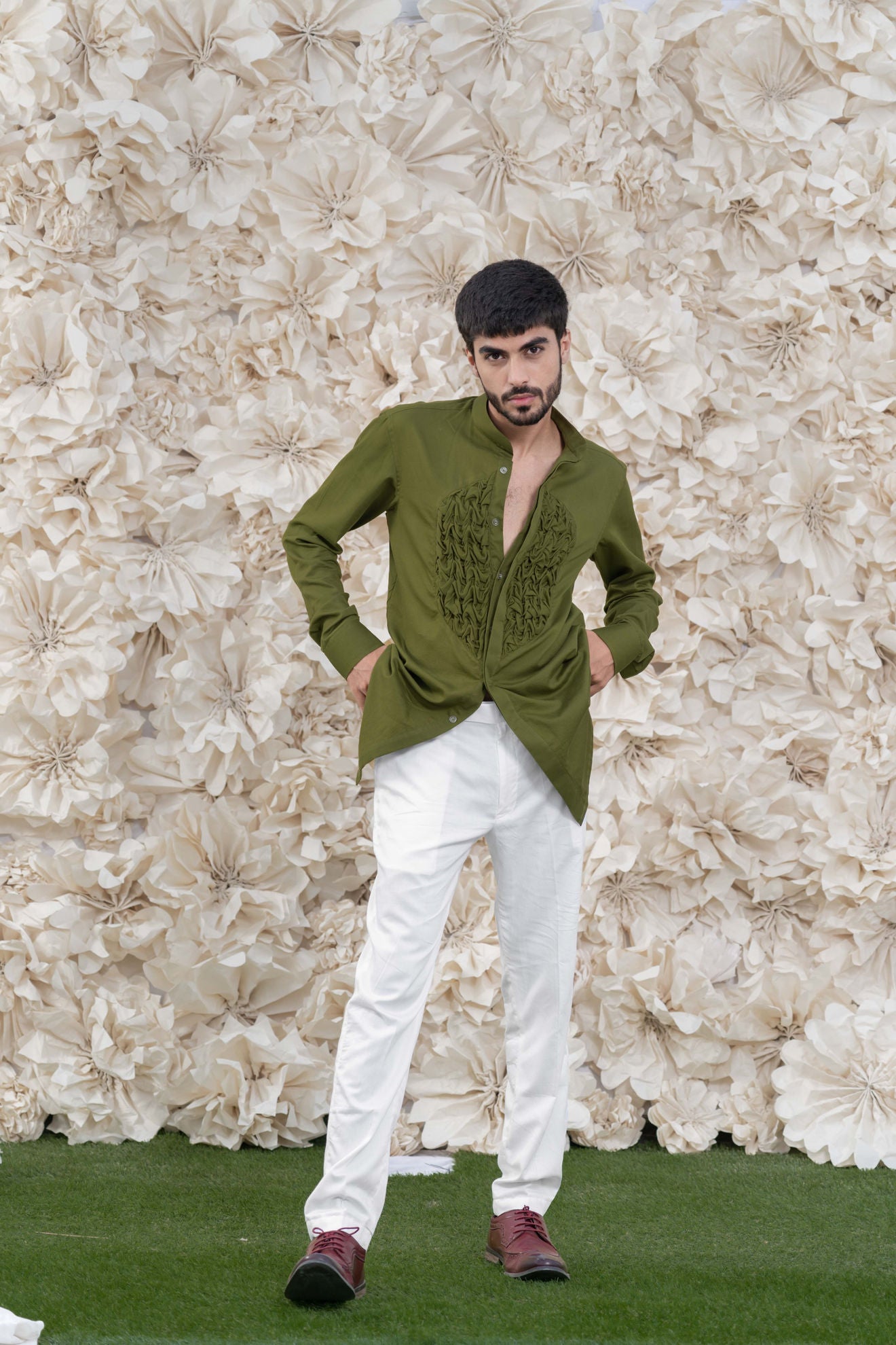 MENS OLIVE SMOCKING SHORT KURTA/TUXEDO SHIRT