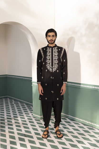 Men wearing black kurta