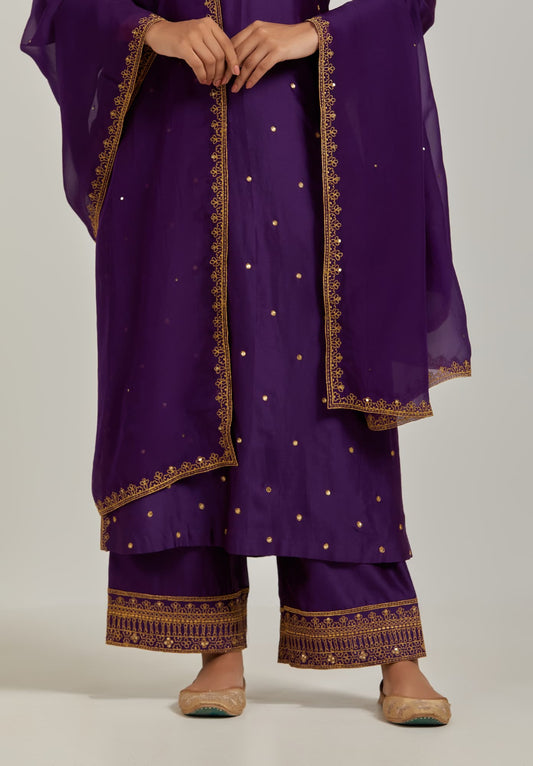 Women  Wearing MTO Purple Chanderi Kurta Pant