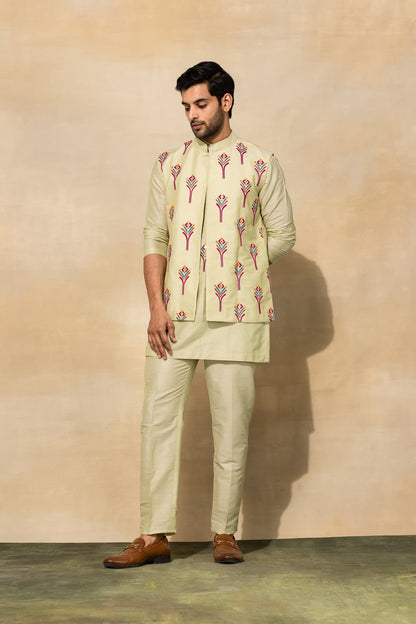 Mens Mehr Mint Green Cotton Feather Embroidered Bundy Set