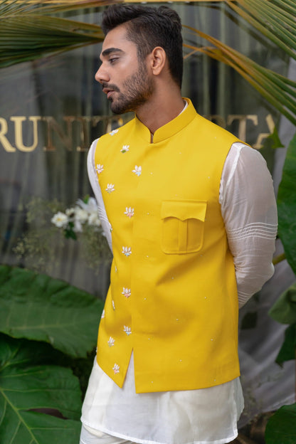 Mens Pintucked White Chanderi Kurta Set